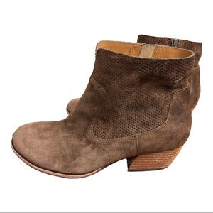 Kork-Ease Sherrill Brown Suede Ankle Boots Size 9 Side Zip Low Heel
